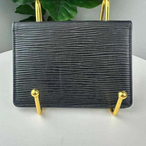 💎✨ Authentic Louis Vuitton Epi Leather Black Wallet - Picture 2 of 5